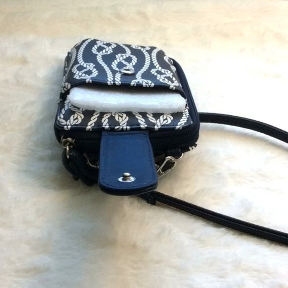 Nautica Caroline Cross-body Wristlet Wallet Compartment For CellPhone - Picture 4 of 5
